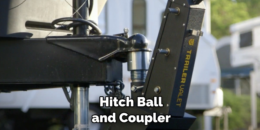  Hitch Ball and Coupler