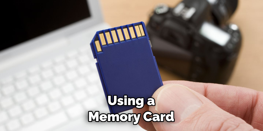  Using a Memory Card