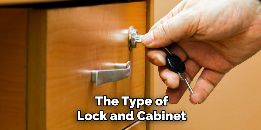 The Type of Lock and Cabinet