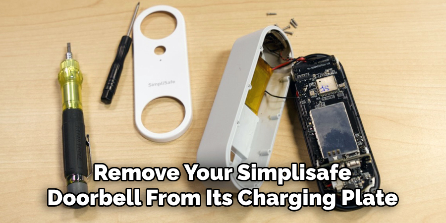 Remove Your Simplisafe Doorbell From Its Charging Plate