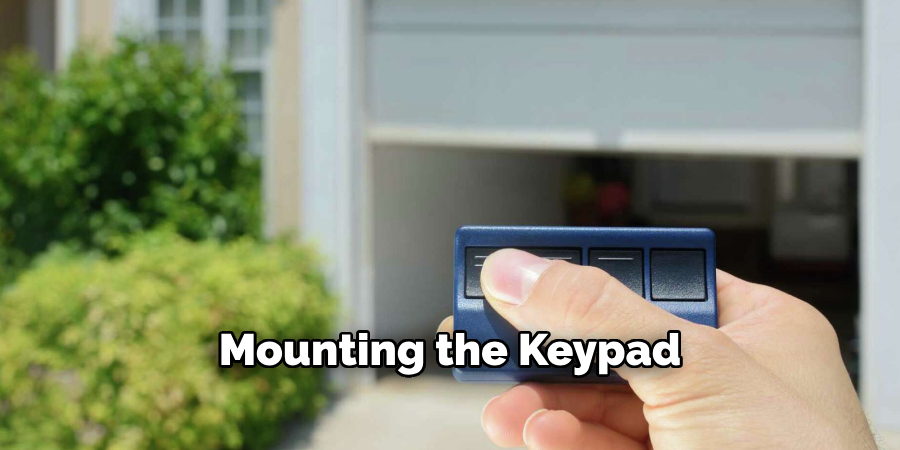 Mounting the Keypad