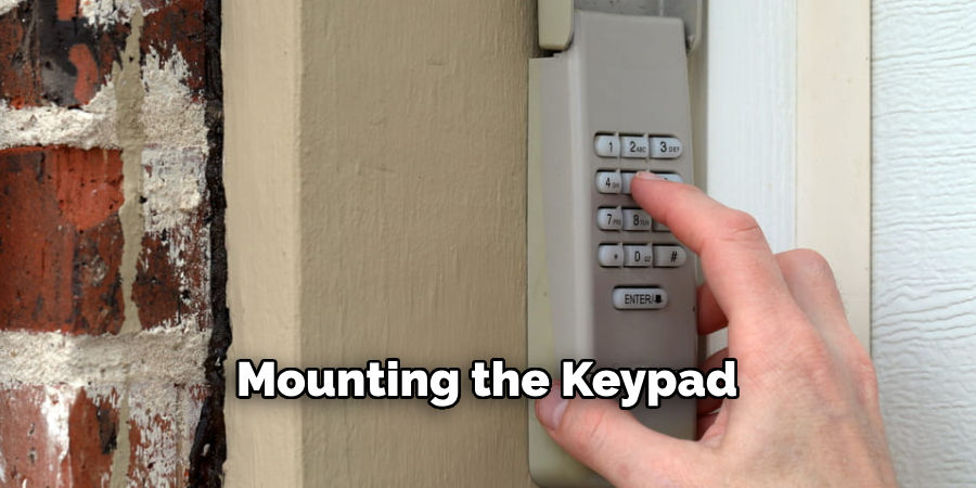 Mounting the Keypad