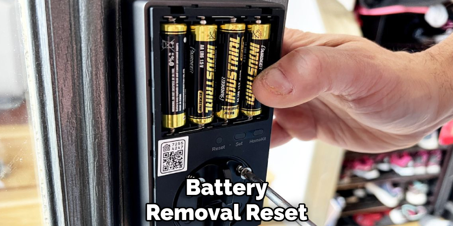 Battery
Removal Reset