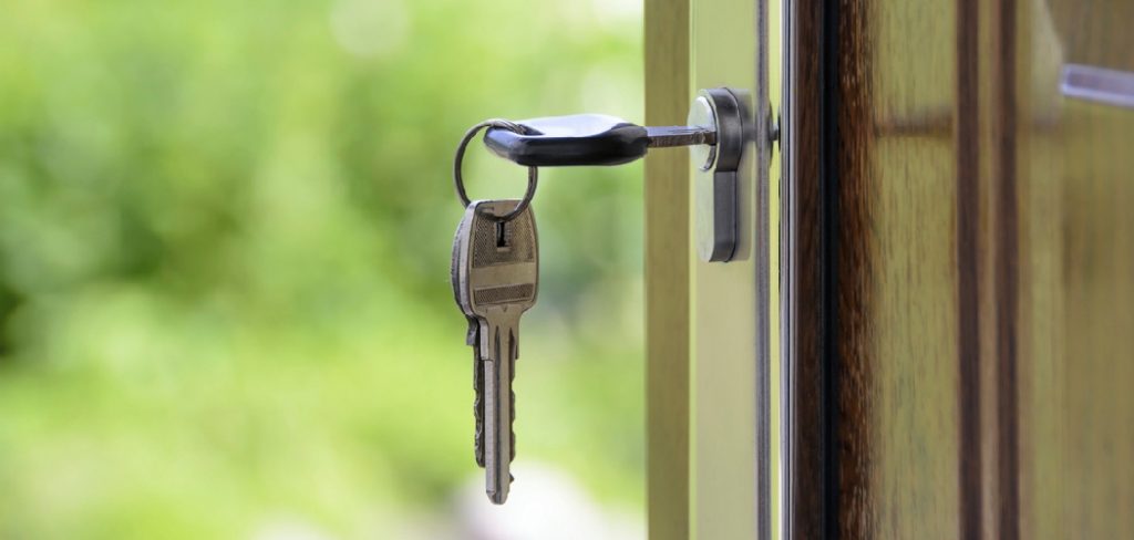 How to Fix a Door That Won't Lock