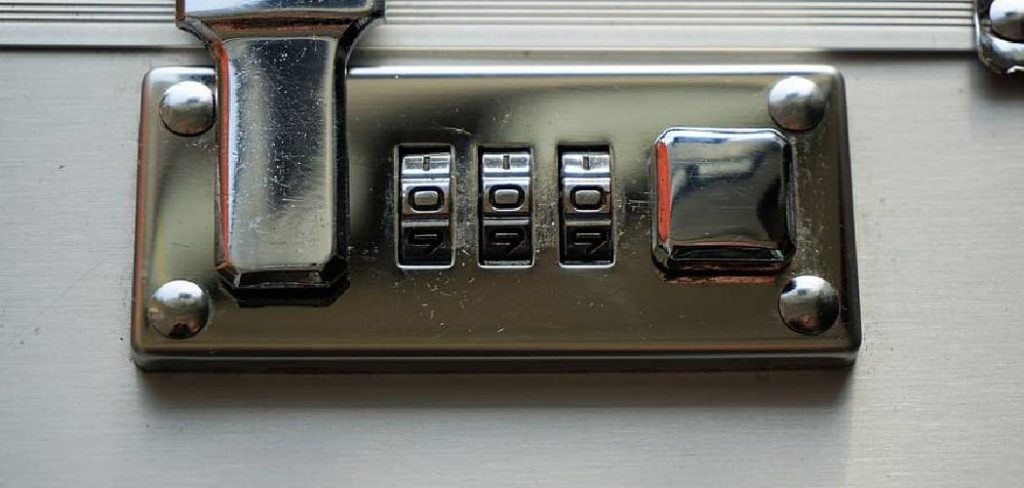 How to Set a TSA Lock