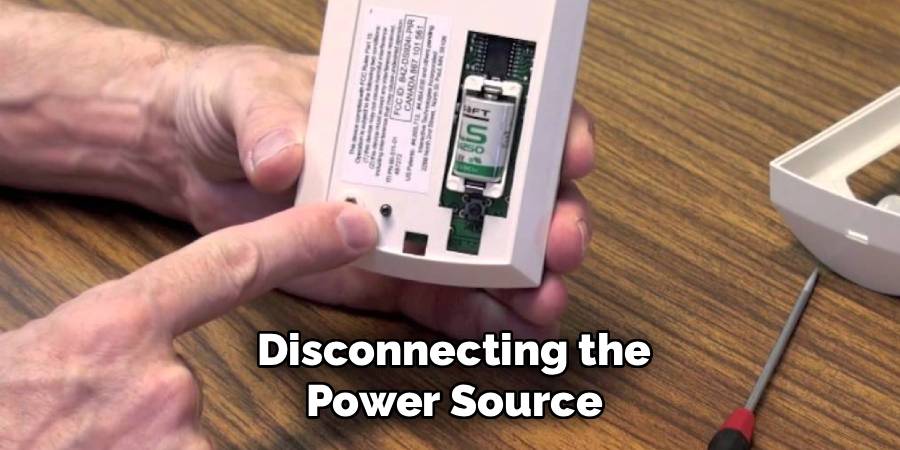 Disconnecting the Power Source