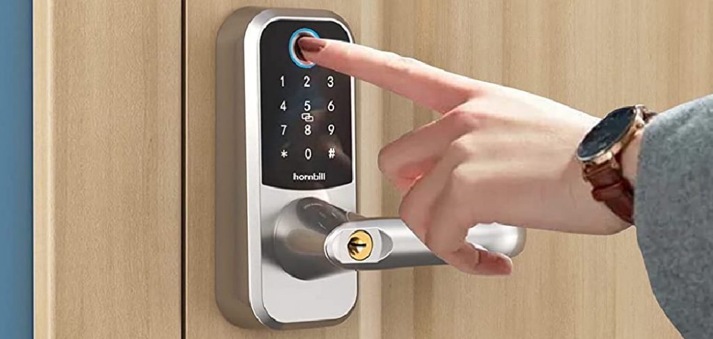 How to Lock Hornbill Door Lock