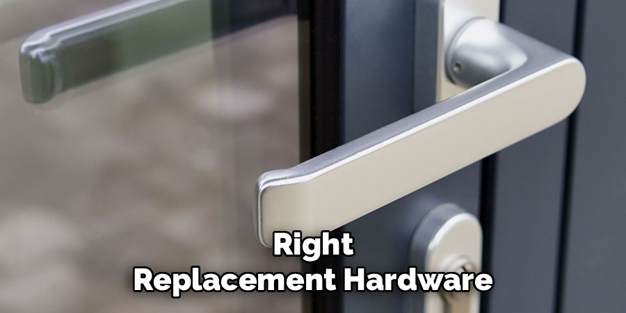 Right Replacement Hardware