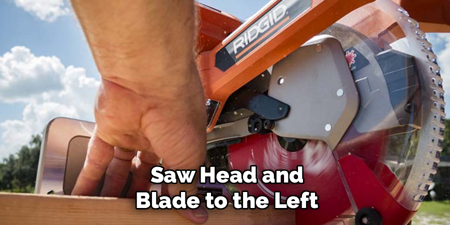 Saw Head and Blade to the Left