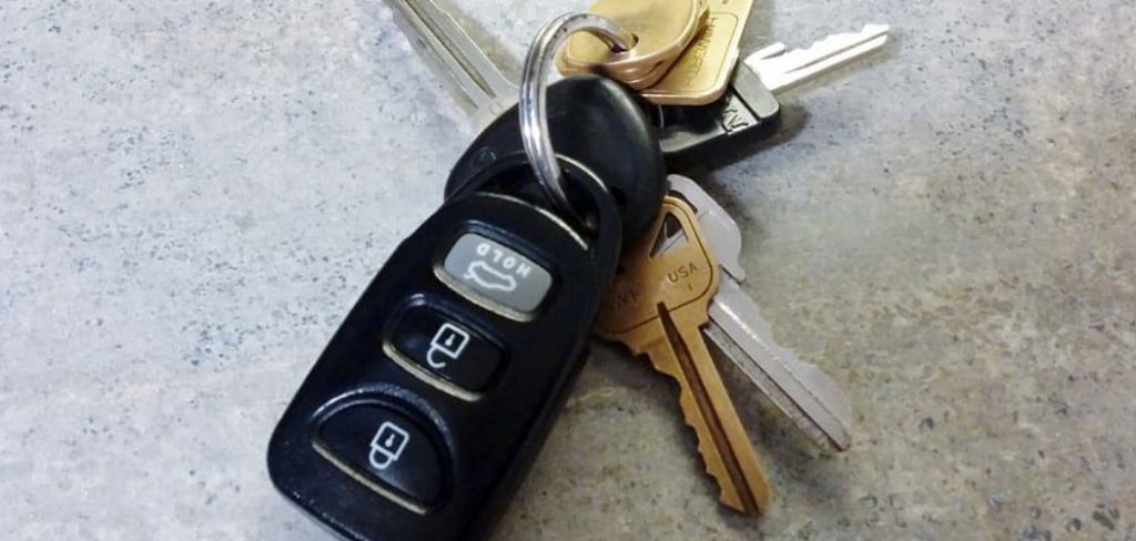 How to Pair Two Toyota Key Fobs to One Car