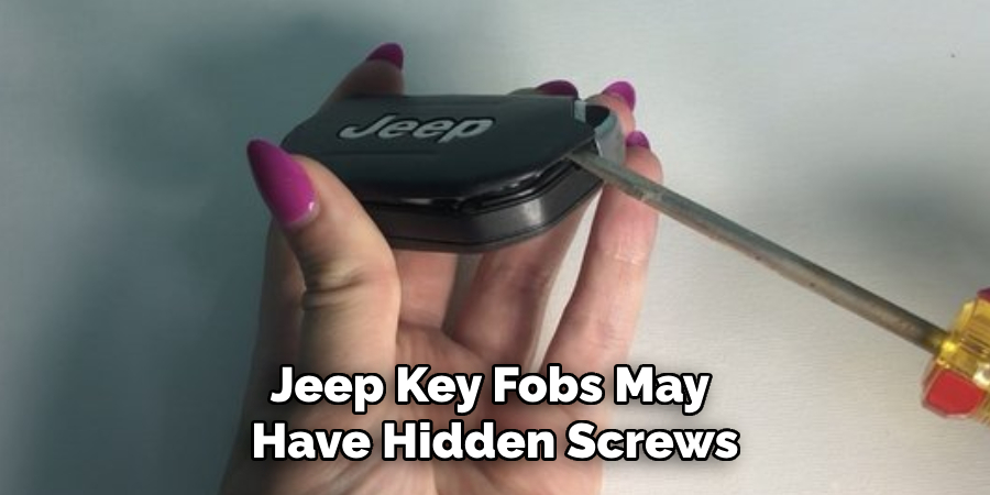 Jeep Key Fobs May Have Hidden Screws