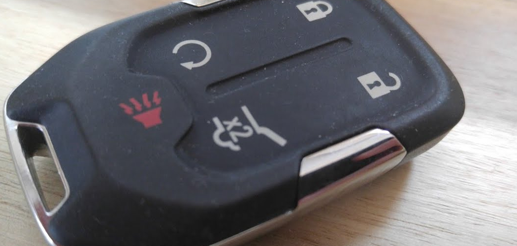 How to Open a GMC Key Fob 